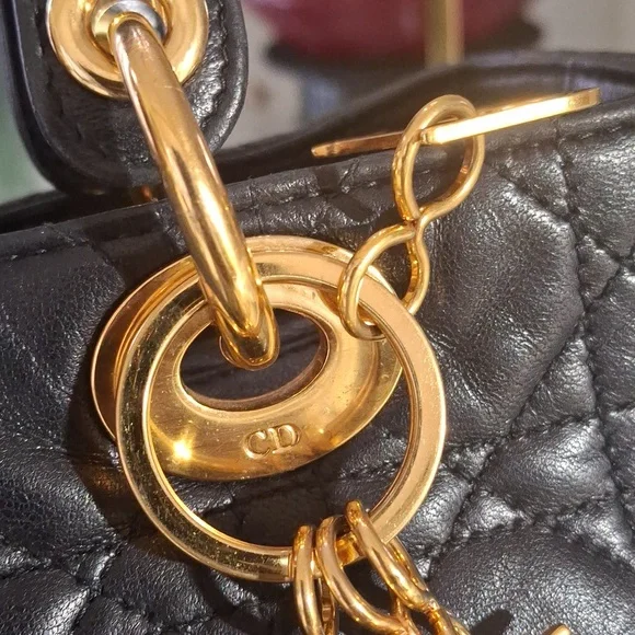 Dior Black Quilted Handbag - Picture 11 of 16